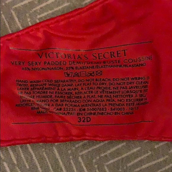 VS Very Sexy Push up Bra - Picture 2 of 2